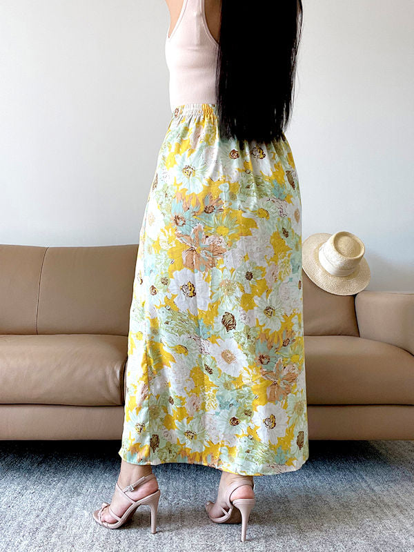 Floral Slit Skirt/Falda Larga de Flores - Back view