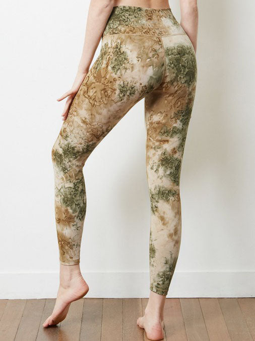 Yoga Pants and Bra/Tie Dye Leggings Set - Leggings back view